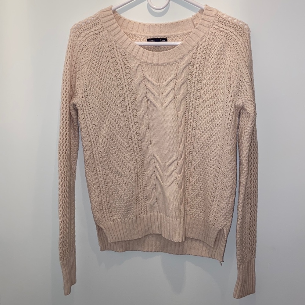 Gap knit cream sweater